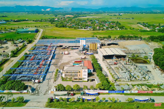 Ha Tinh commits to accompanying businesses and creating opportunities for them to reach further: businessman Tran Van Viet and his journey of “going ahead”