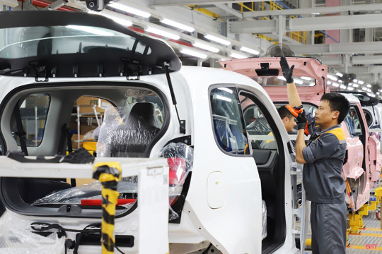 Two "Locomotives" accelerating Ha Tinh’s Industrial Growth