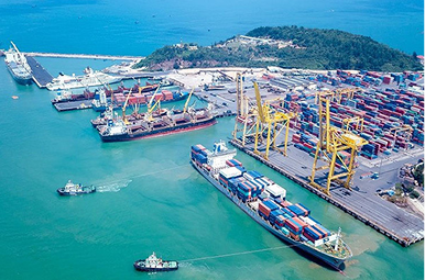 Hoành Sơn lập trung tâm phân phối hàng hóa tại KKT Vũng Áng