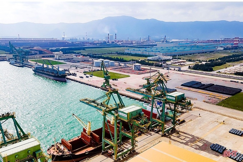 Thu hút lao động chất lượng cao - động lực phát triển kinh tế Hà Tĩnh