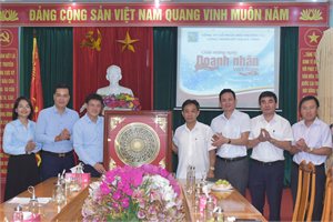 Phó Bí thư thường trực Tỉnh ủy chúc mừng ngày Doanh nhân Việt Nam địa bàn thành phố
